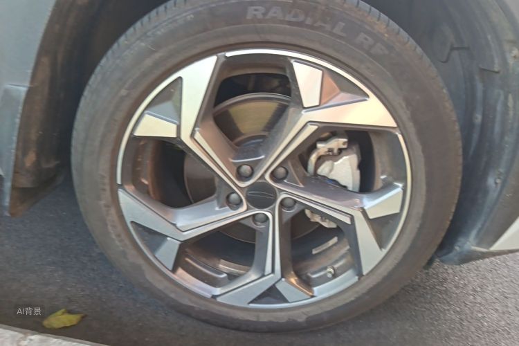 GEELY Boyue L 2024 car image #9