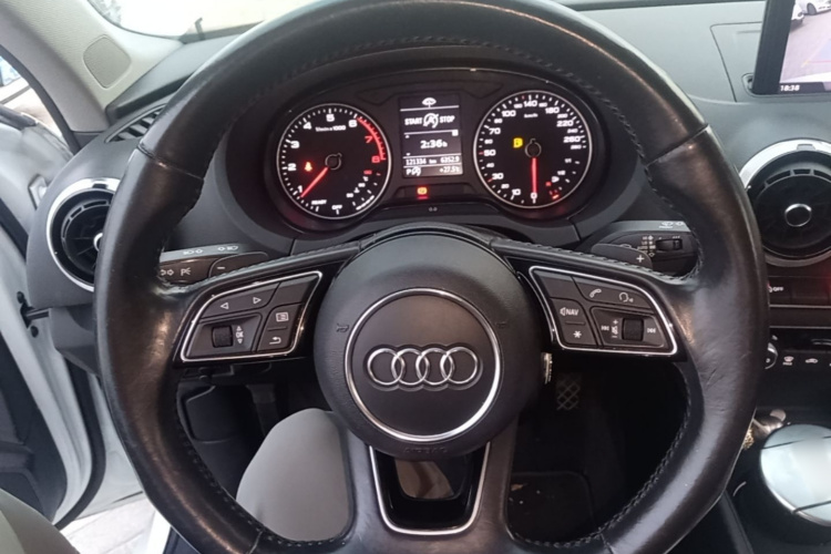 Audi A3 2018 #11 Audi A3 2018 car image #11