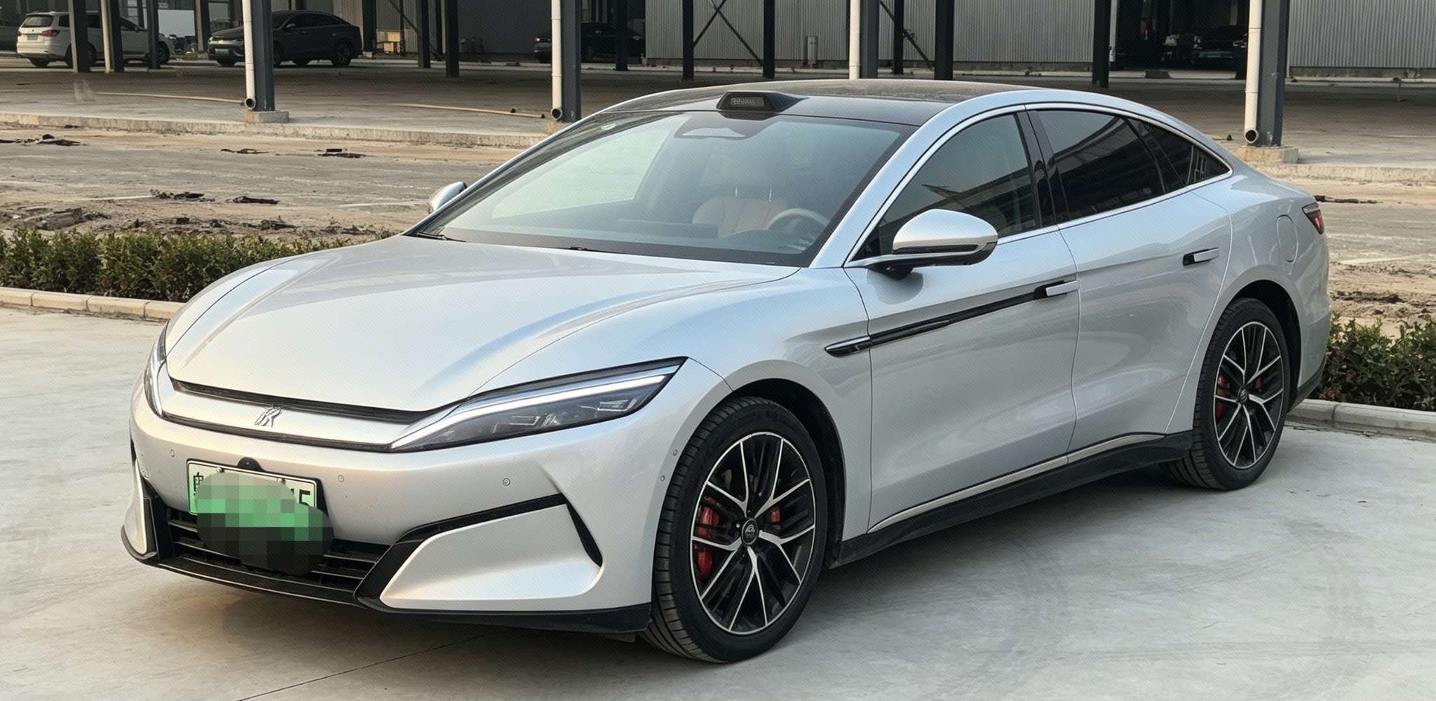 BYD HanL 2025 BYD HanL 2025 car image