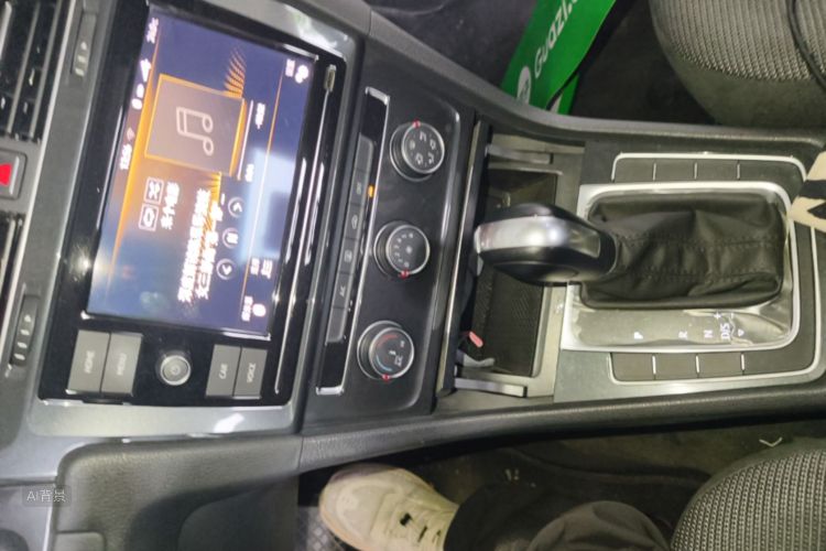 Volkswagen Golf 2019 #16 Volkswagen Golf 2019 car image #16