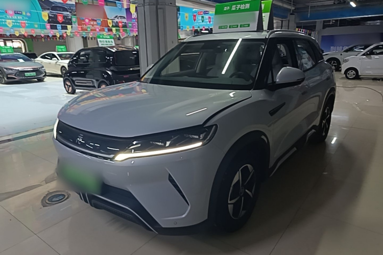 BYD YuanUP 2024 #2 BYD YuanUP 2024 car image #2