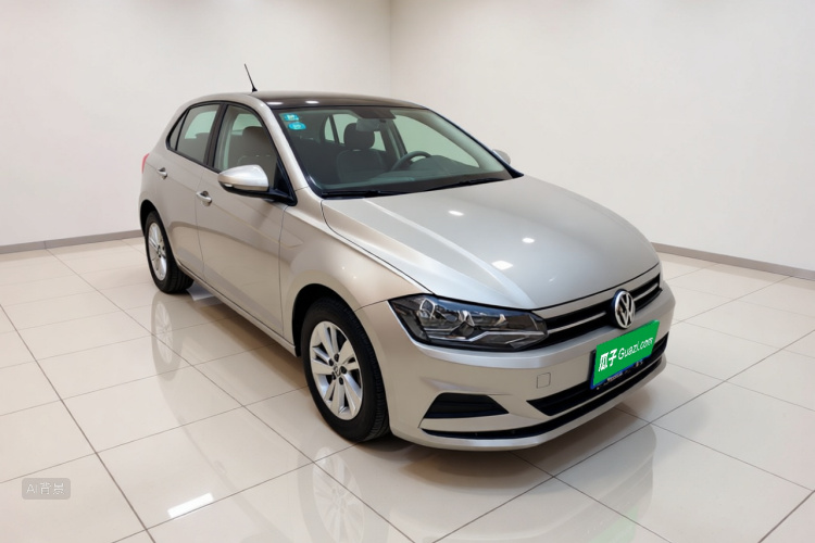 Volkswagen Polo 2020 car image #4