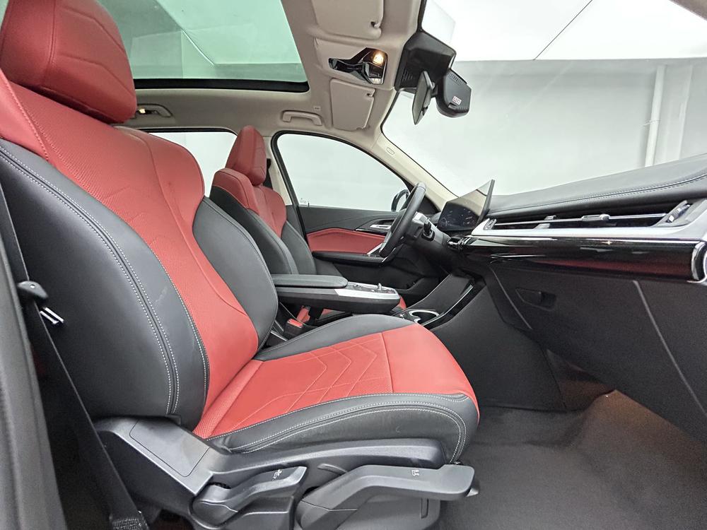 BMW X1 2023 car image #16