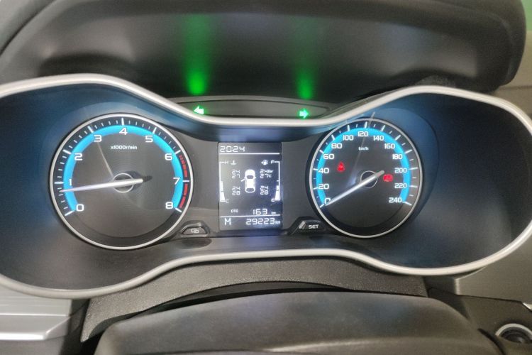 GEELY Emgrand 2021 #12 GEELY Emgrand 2021 car image #12