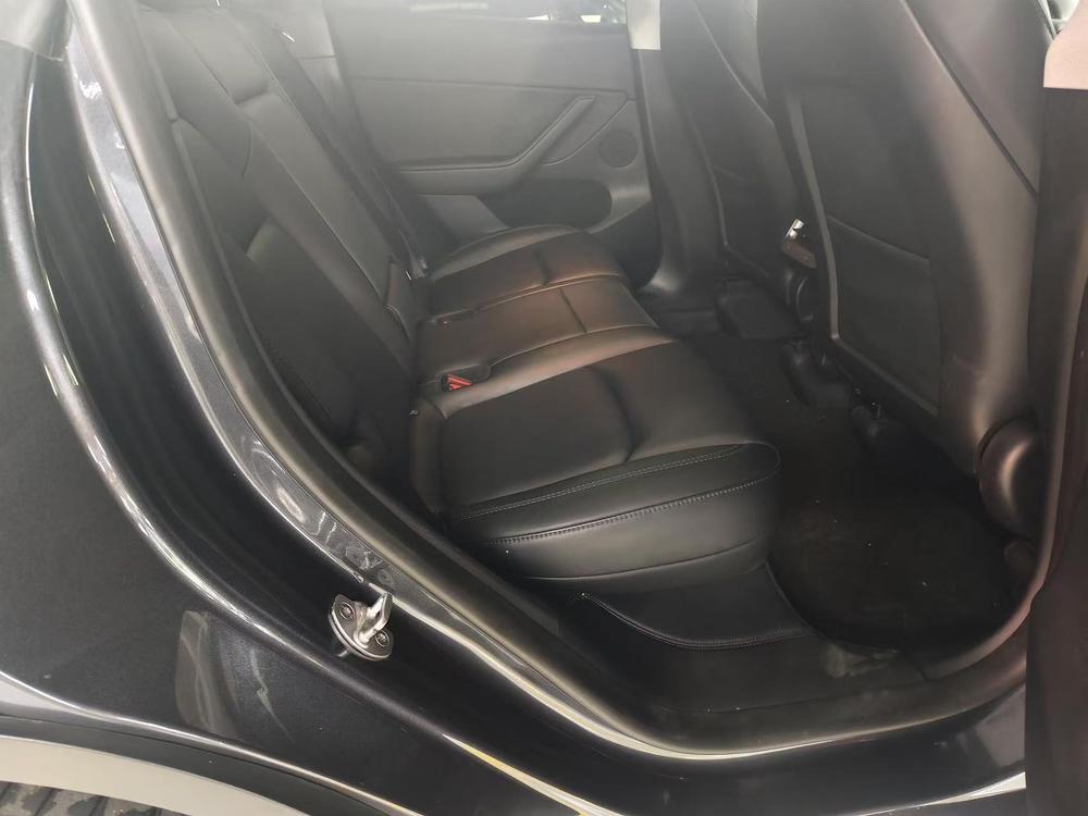 Tesla Model Y 2024 #10 Tesla Model Y 2024 car image #10