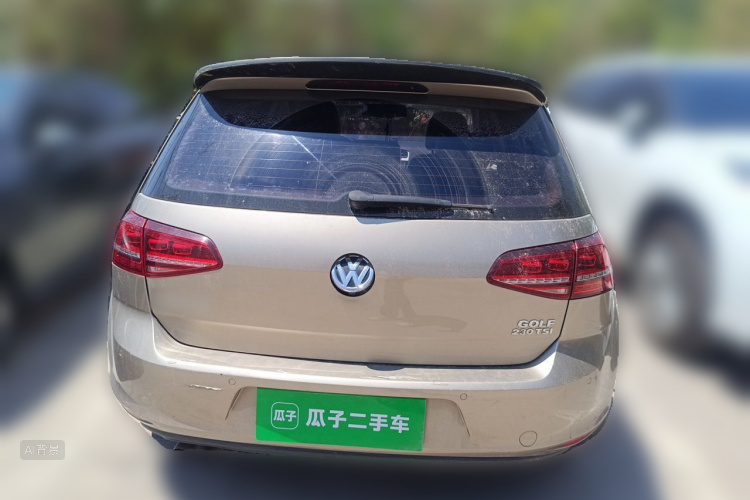 Volkswagen Golf 2017 car image #6