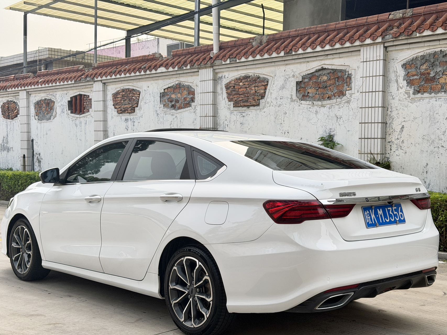 GEELY Binray 2021 car image #4