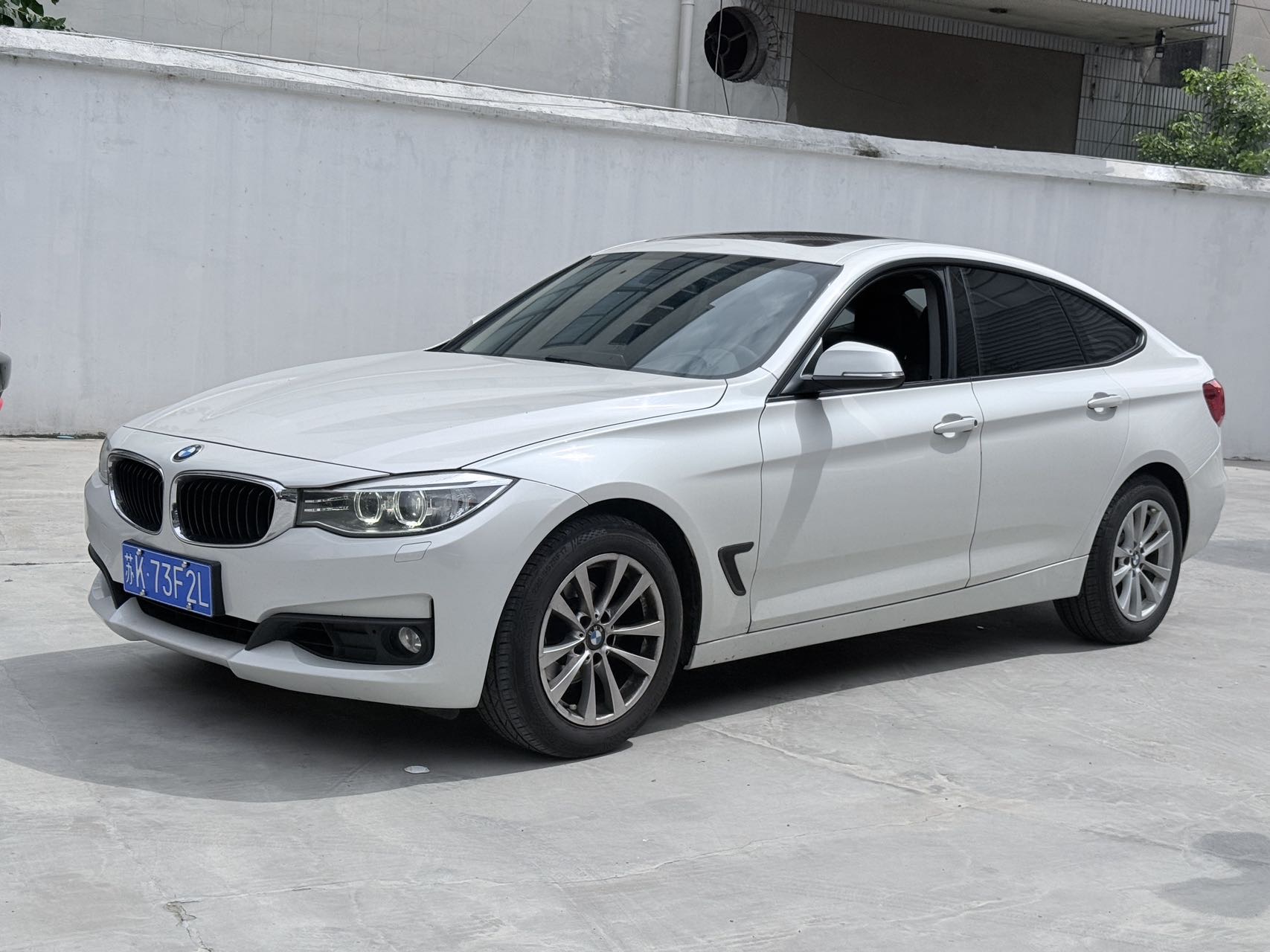 BMW 3 Series GT 2015 car image #2