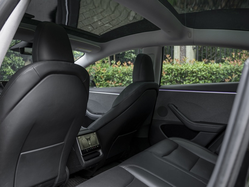 Tesla Model 3 2024 #9 Tesla Model 3 2024 car image #9