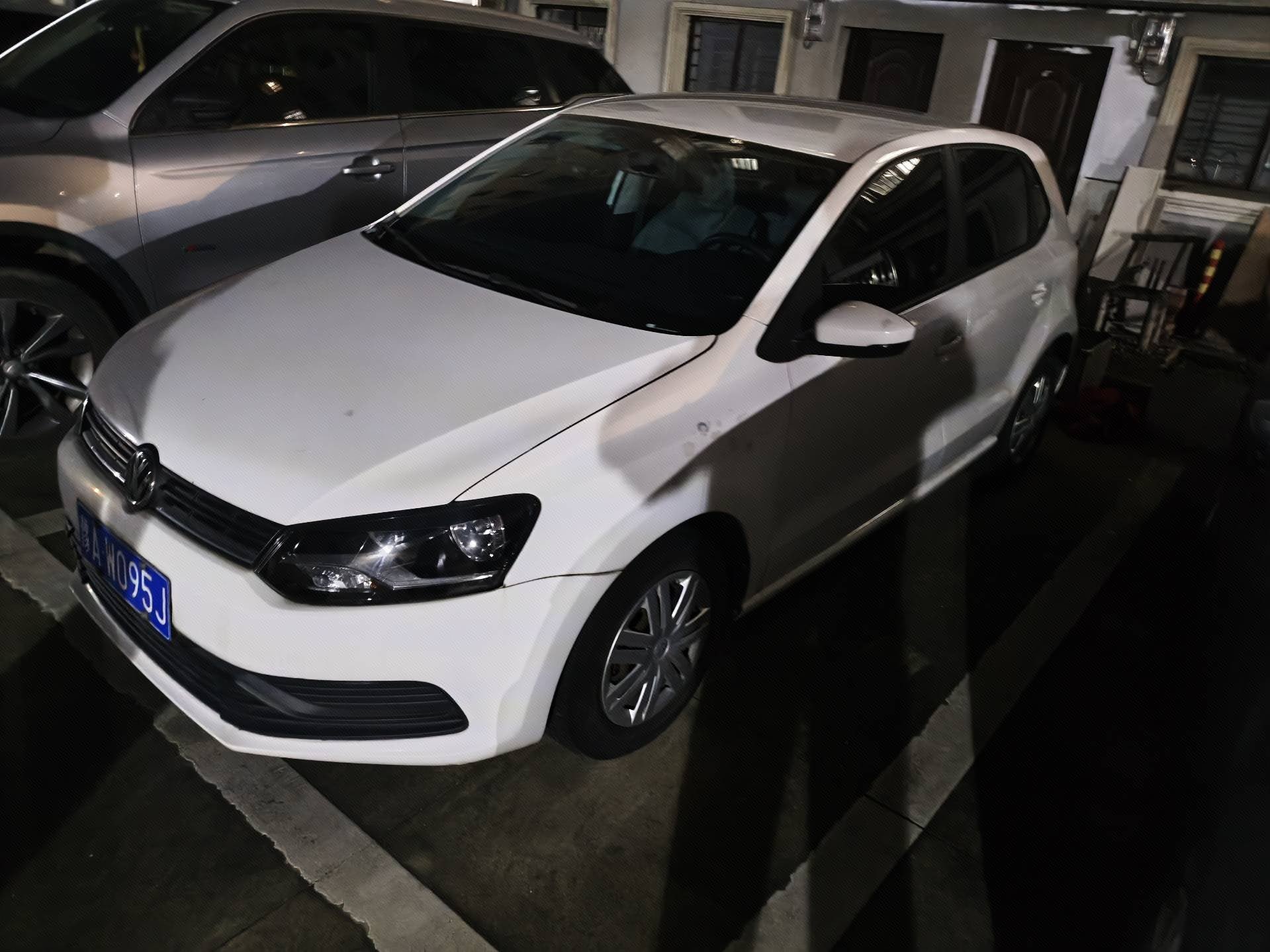 Volkswagen Polo 2018 image de voiture 