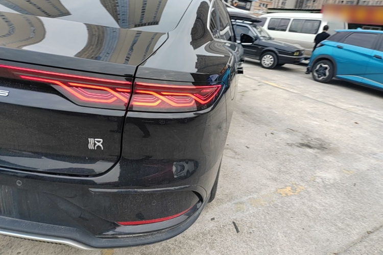 BYD Han 2023 изображение автомобиля #8