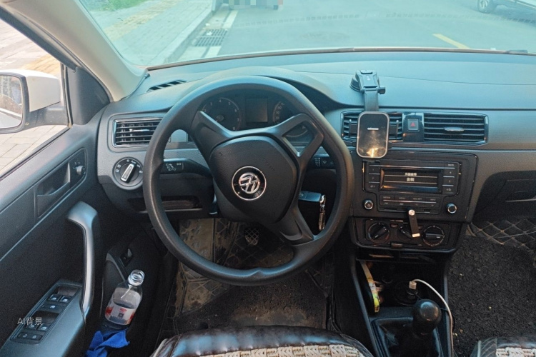 Volkswagen Santana 2018 car image #12