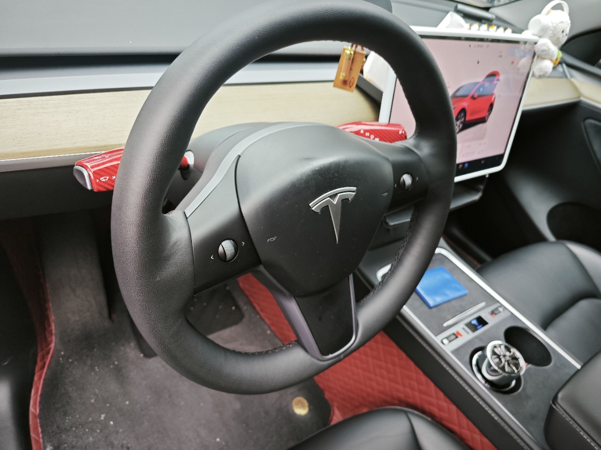 Tesla Model Y 2023 #3 Tesla Model Y 2023 car image #3