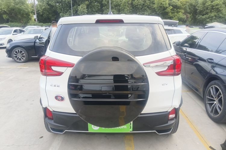 BYD Yuan New Energy 2020 car image #4