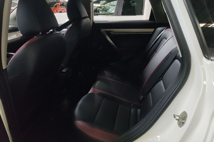 GEELY Coolray 2022 car image #17