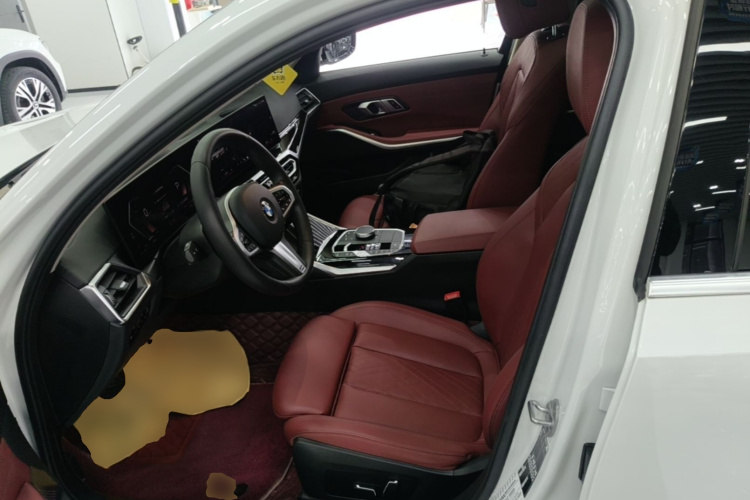 BMW 3 Series 2024 #15 BMW 3 Series 2024 car image #15