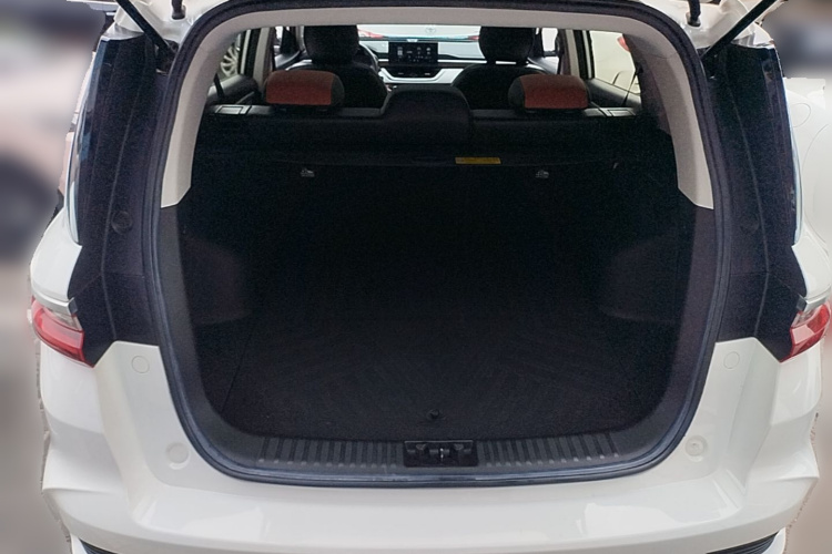 GEELY Vision X6 2019 car image #21