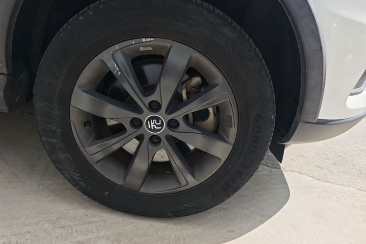 BYD Yuan New Energy 2019 #9 BYD Yuan New Energy 2019 car image #9
