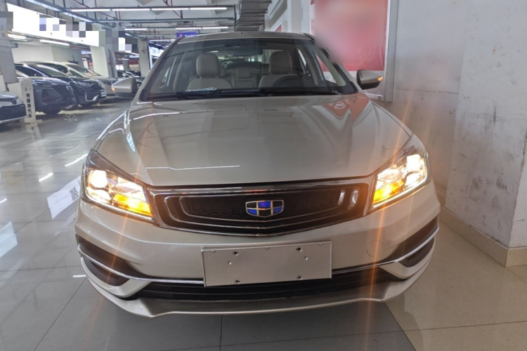 GEELY Emgrand 2019 #3 GEELY Emgrand 2019 car image #3