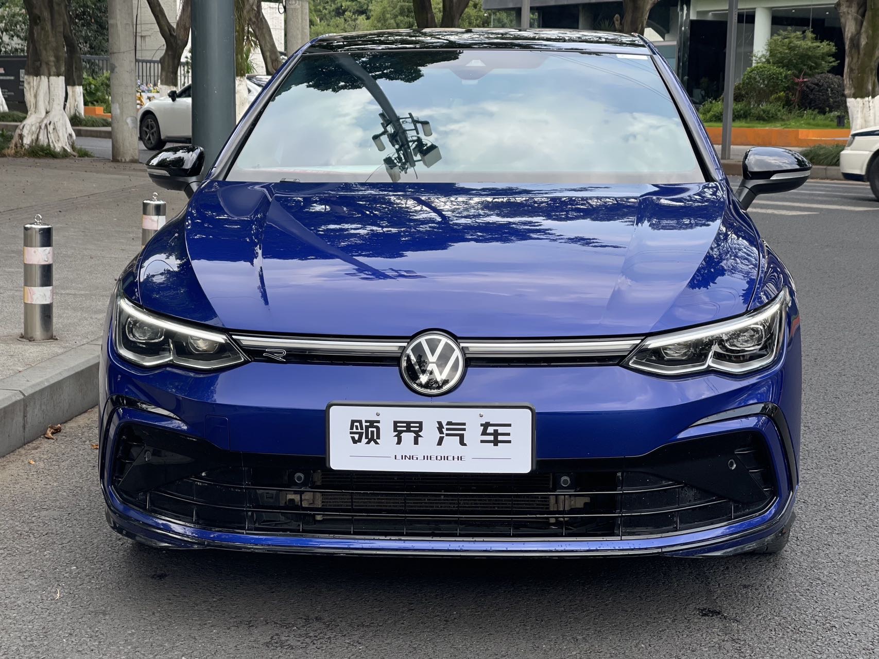 Volkswagen Golf 2021 car image #3