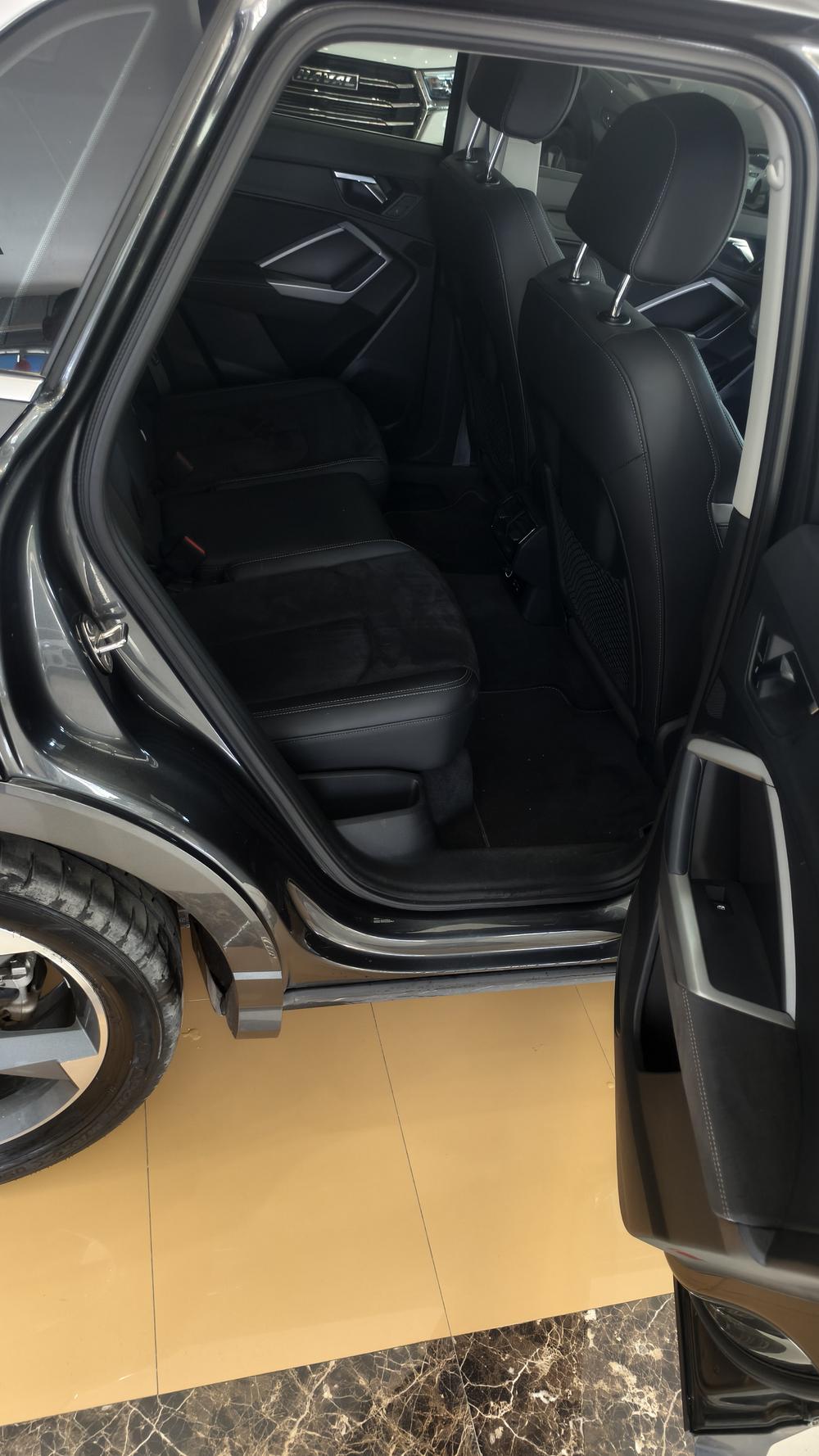 Audi Q3 2022 car image #11