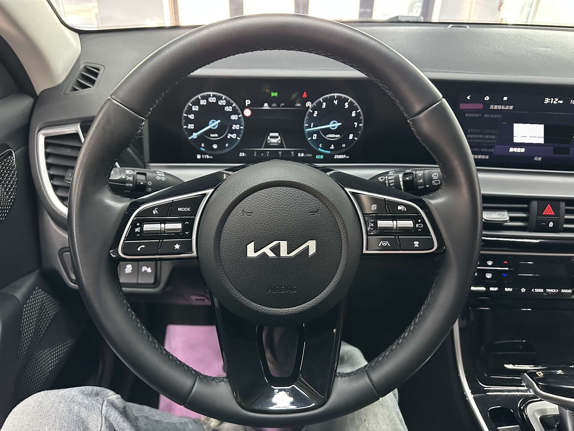 Kia Seltos 2023 #13 Kia Seltos 2023 изображение автомобиля #13