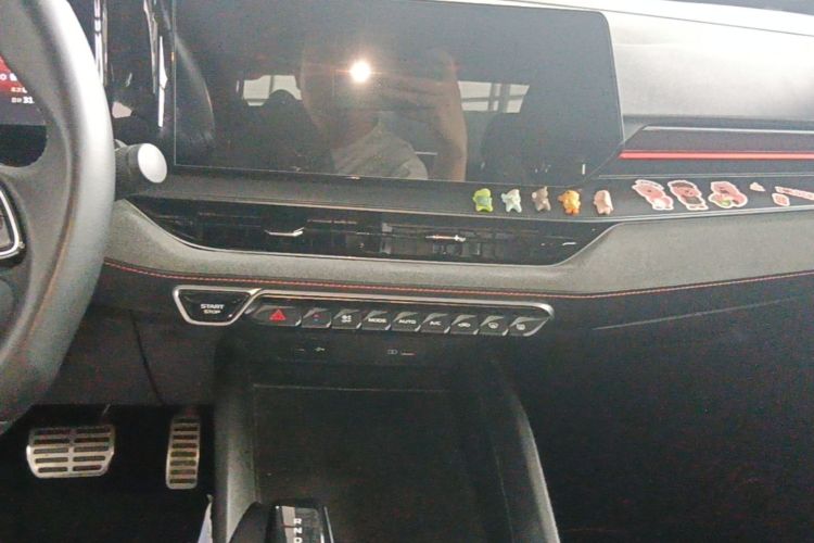GEELY Binray 2023 #13 GEELY Binray 2023 car image #13