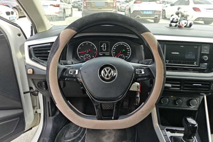 Volkswagen Polo 2020 #11 Volkswagen Polo 2020 car image #11