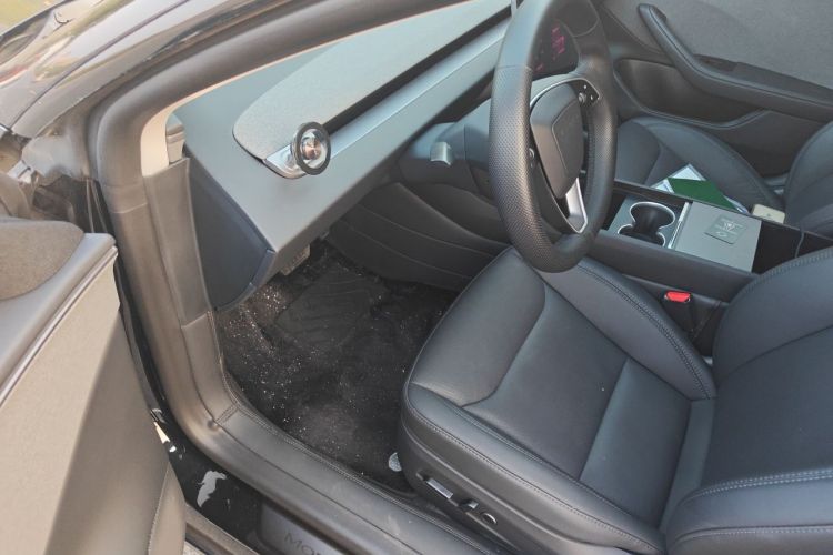 Tesla Model 3 2026 #9 Tesla Model 3 2026 صورة سيارة #9