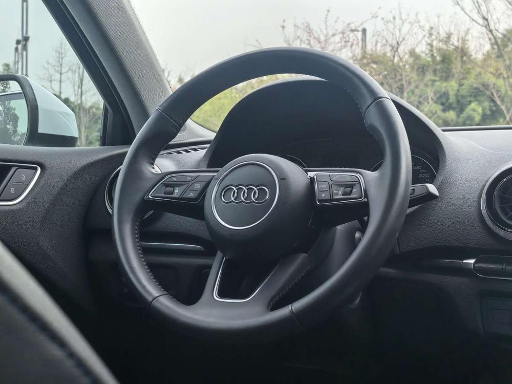 Audi A3 2019 #14 Audi A3 2019 صورة سيارة #14