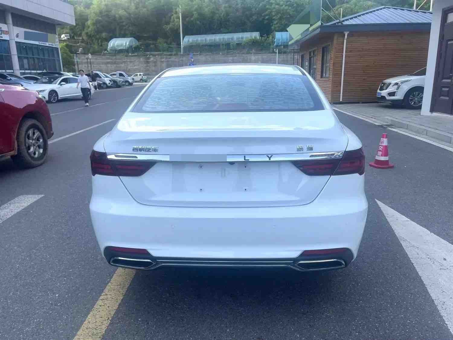 GEELY Binray 2020 #5 GEELY Binray 2020 صورة سيارة #5
