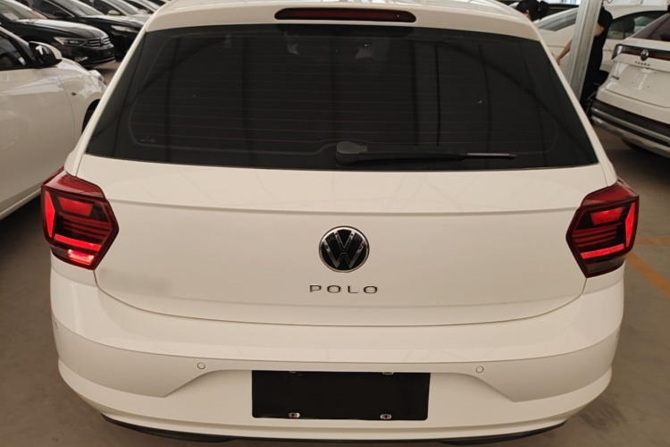 Volkswagen Polo 2021 car image #6