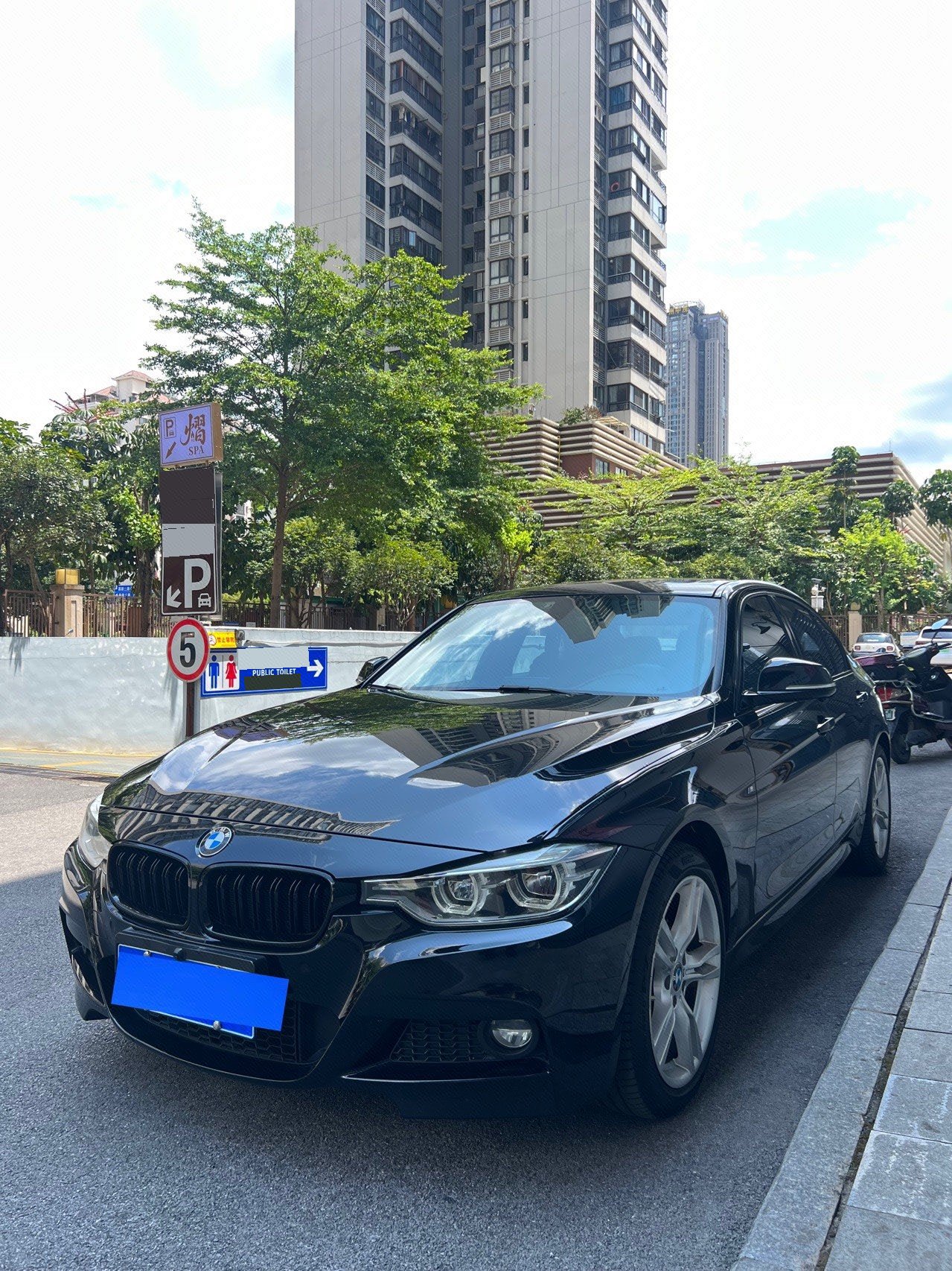 BMW 3 Series 2018 BMW 3 Series 2018 car image