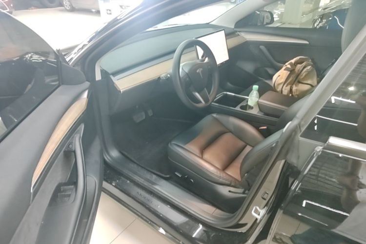 Tesla Model 3 2023 #16 Tesla Model 3 2023 car image #16