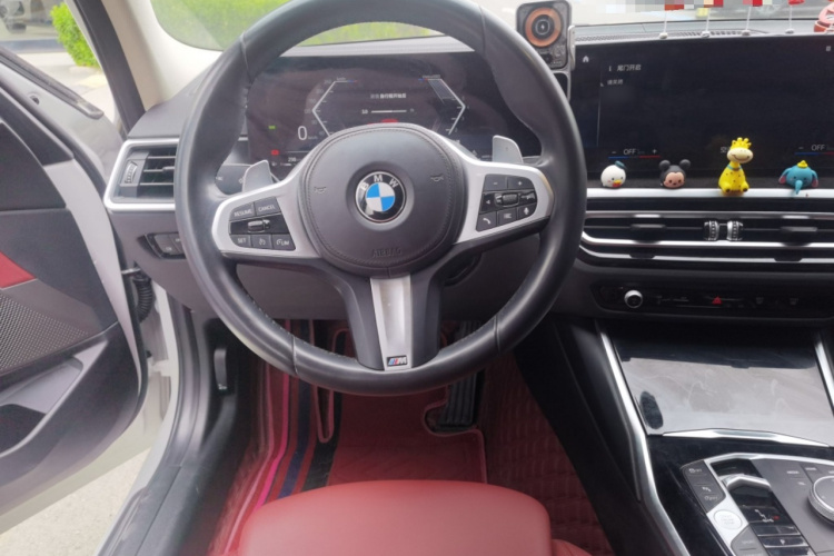BMW 3 Series 2023 car image #12