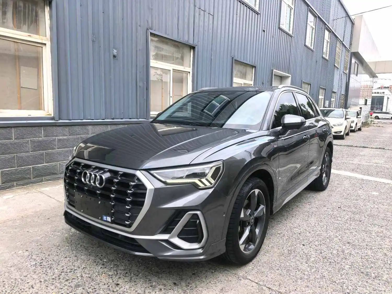 Audi Q3 2023 Audi Q3 2023 car image
