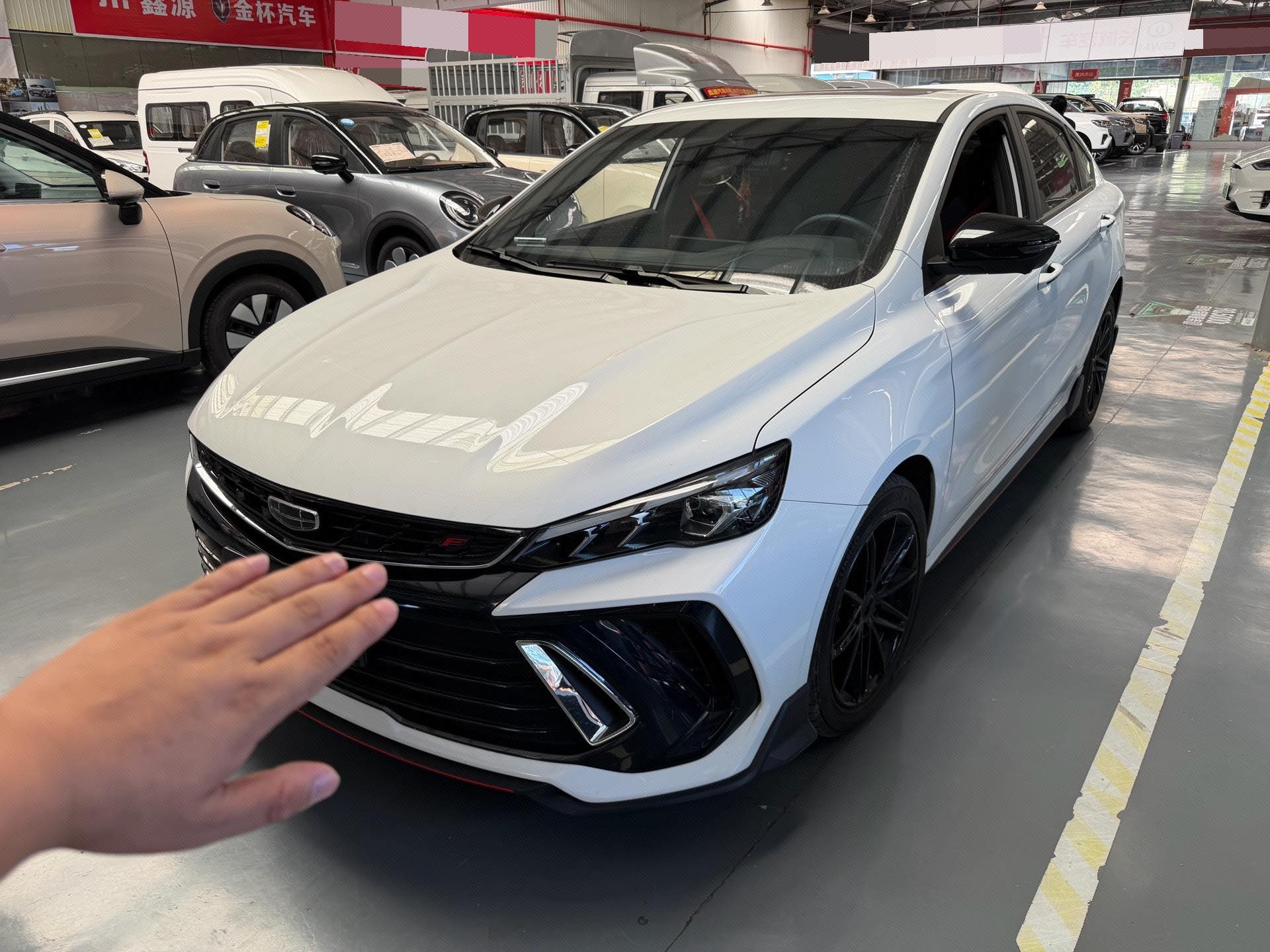 GEELY Binray 2023 GEELY Binray 2023 car image