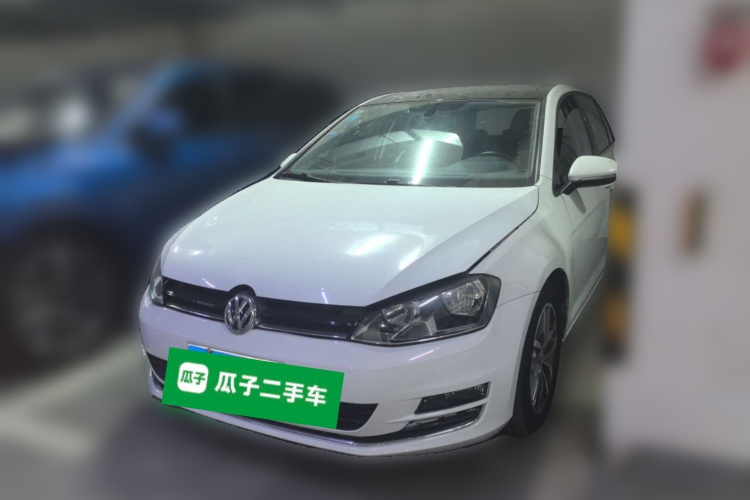 Volkswagen Golf 2016 car image #2
