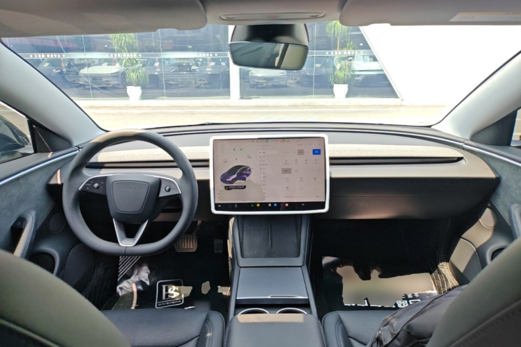 Tesla Model 3 2024 #11 Tesla Model 3 2024 car image #11