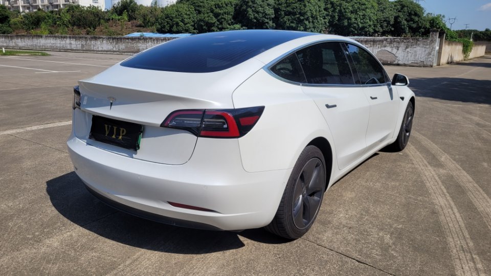 Tesla Model 3 (Imported) 2019 car image #20