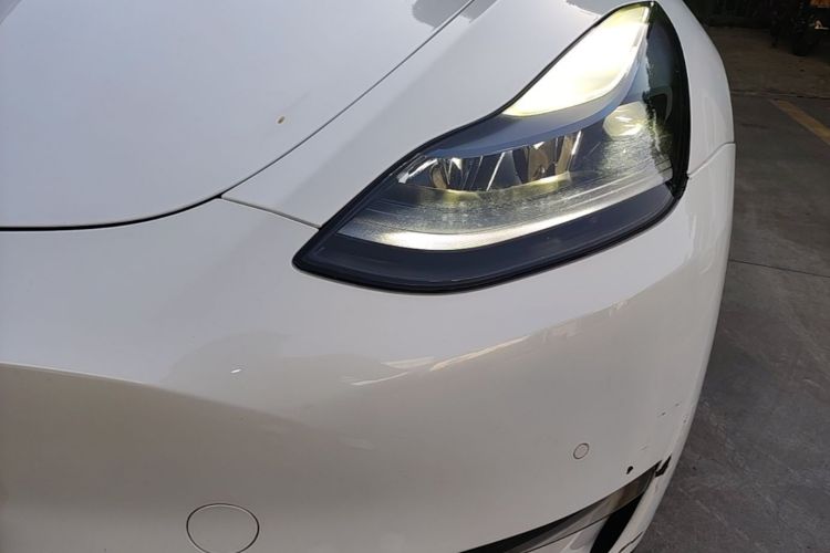 Tesla Model Y 2023 #23 Tesla Model Y 2023 immagine di auto #23