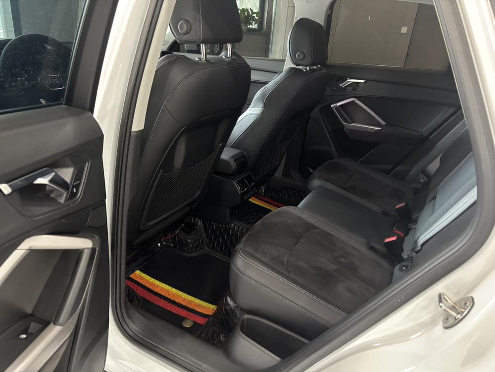 Audi Q3 2022 car image #23