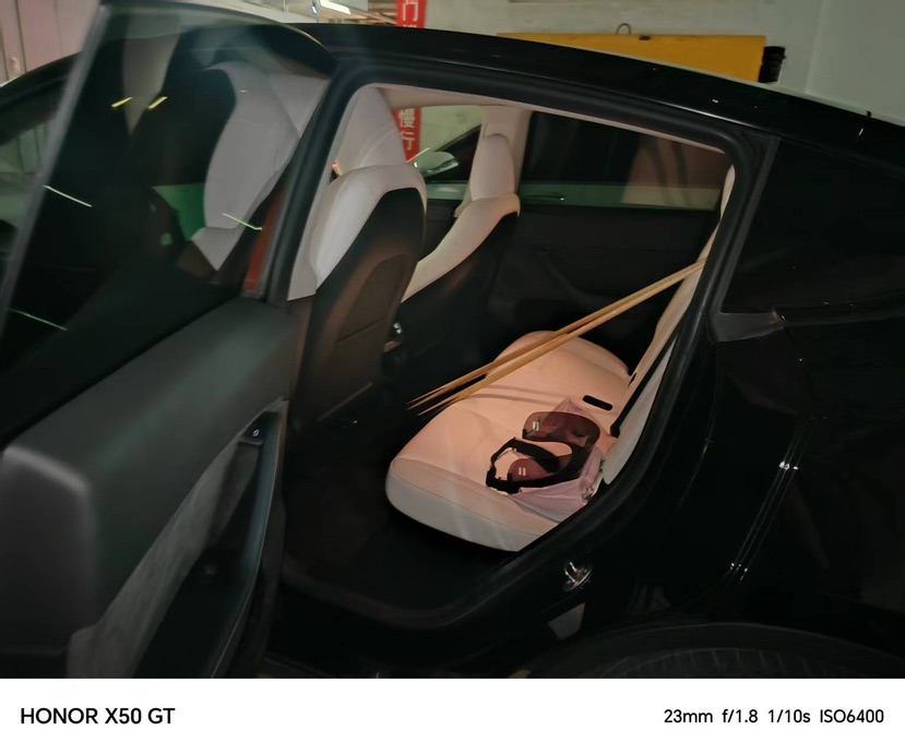 Tesla Model Y 2023 #3 Tesla Model Y 2023 car image #3