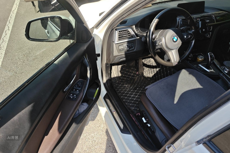 BMW 3 Series 2019 #18 BMW 3 Series 2019 immagine di auto #18