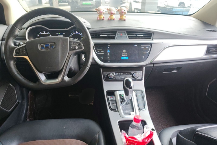 GEELY Emgrand GS 2018 car image #10