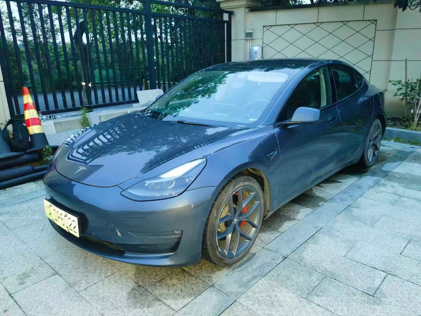 Tesla Model 3 2021 Tesla Model 3 2021 car image