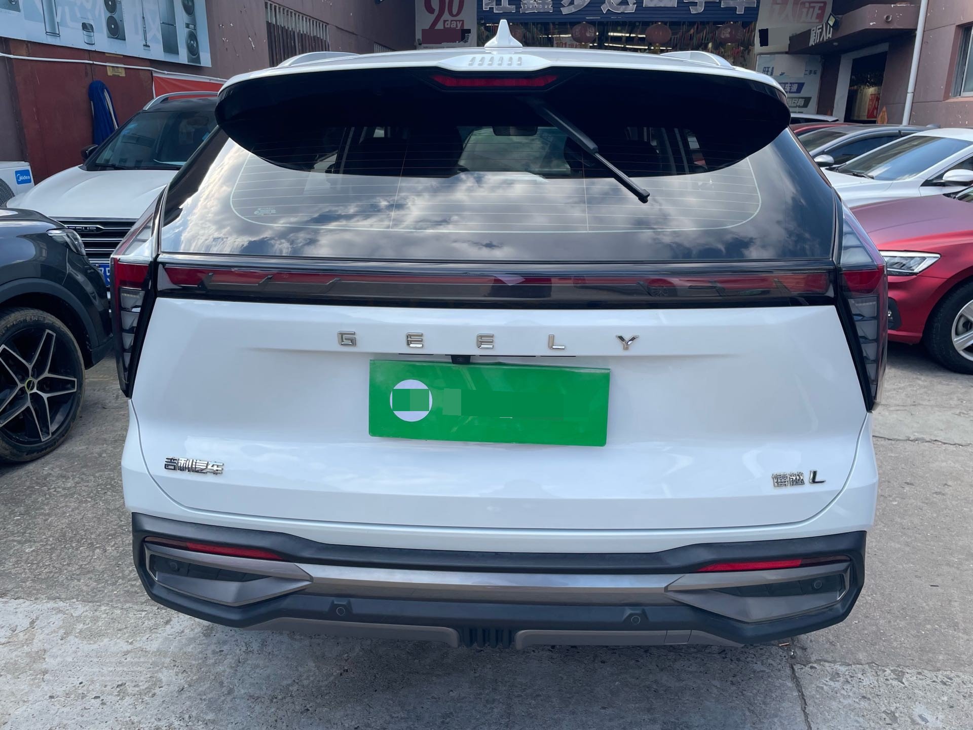 GEELY Boyue L 2023 immagine di auto #8