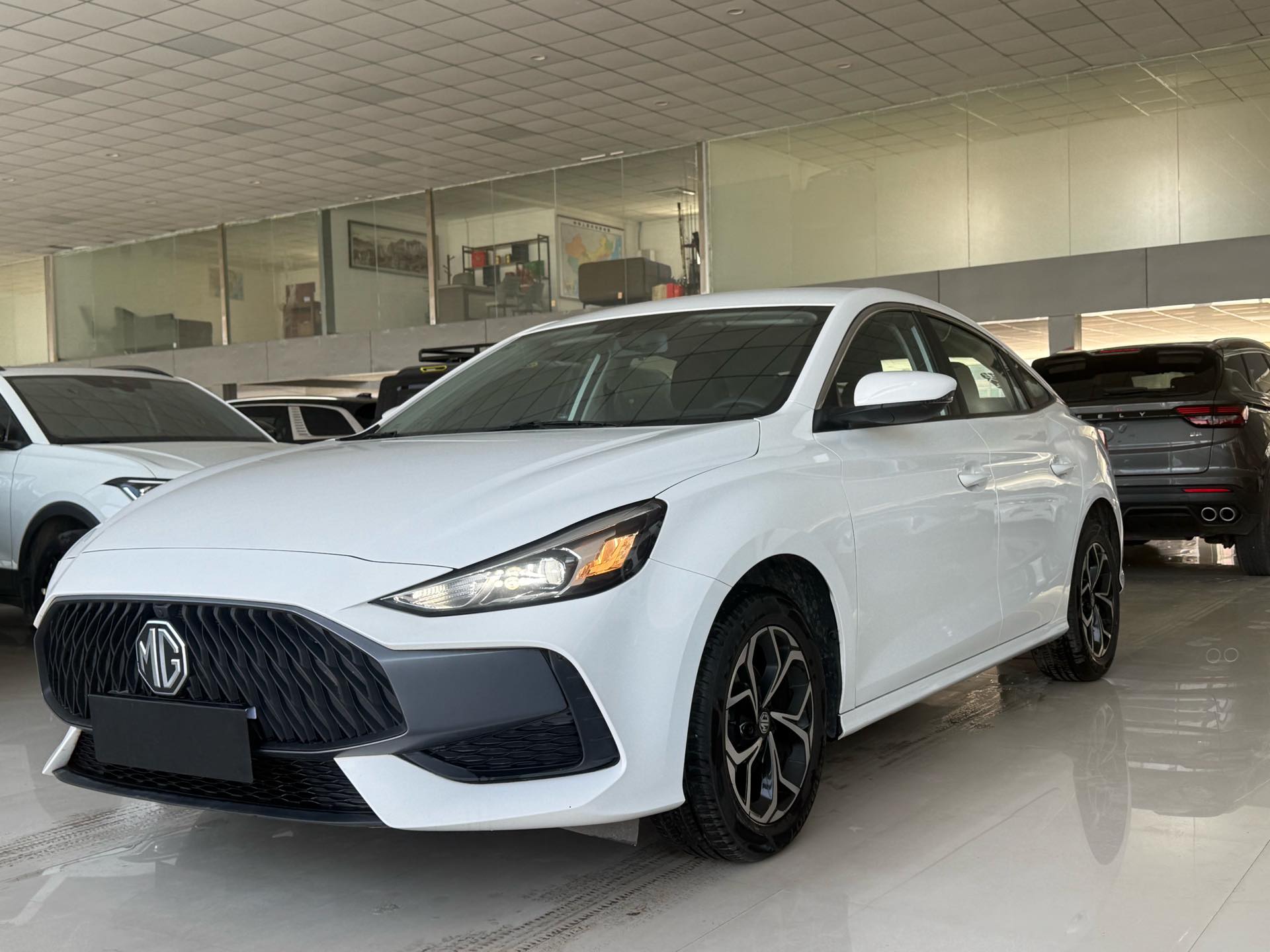 名爵 MG5 2024 汽车图片 