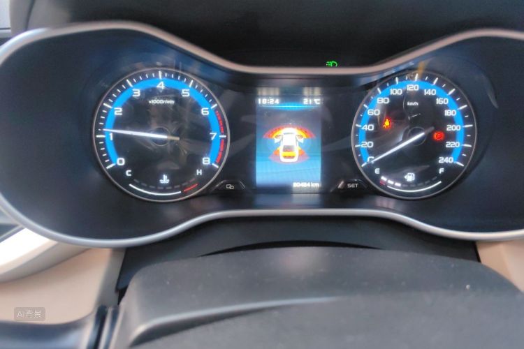 GEELY Emgrand 2018 car image #13