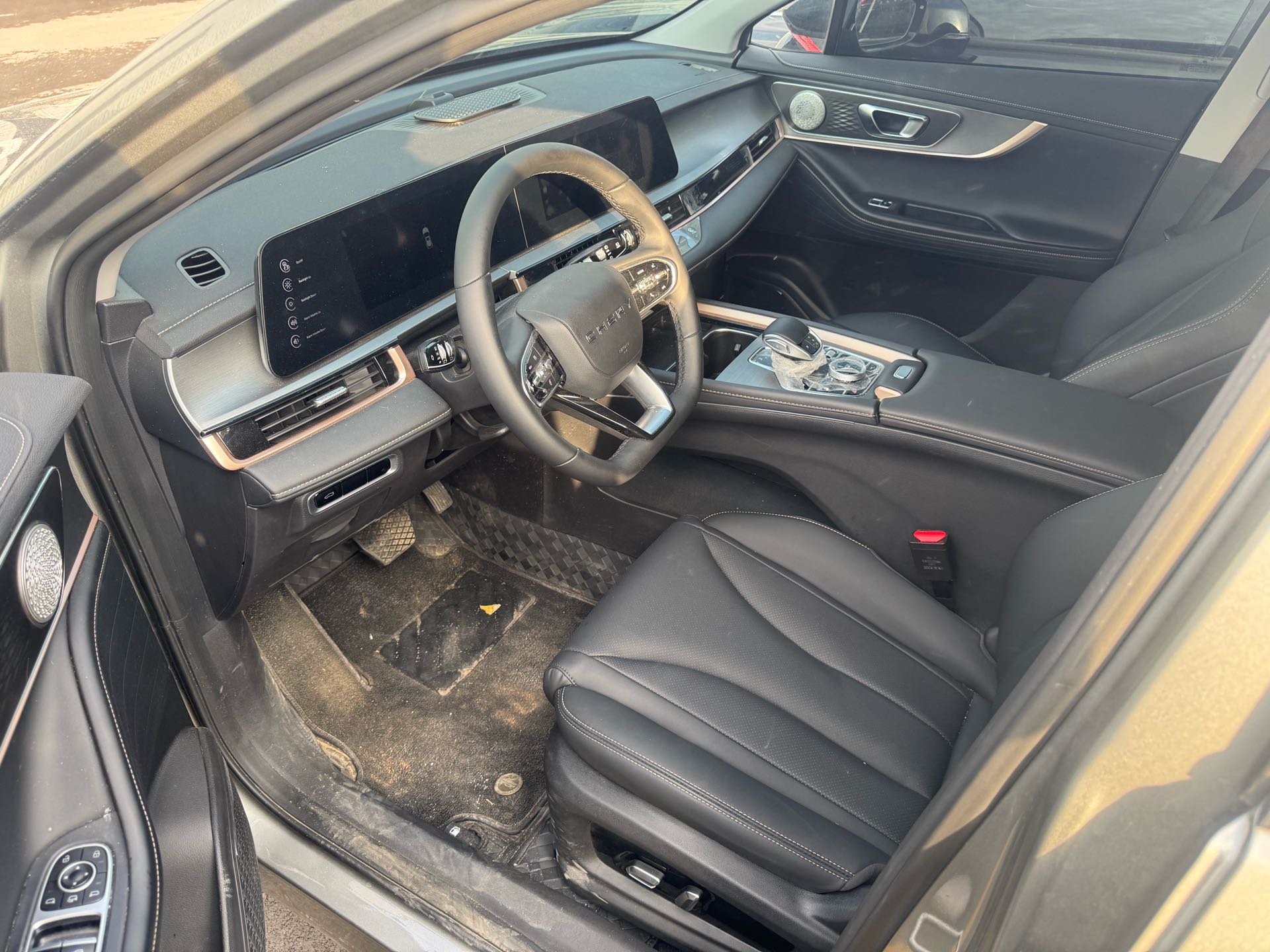 Chery Tiggo 5x 2025 car image #2